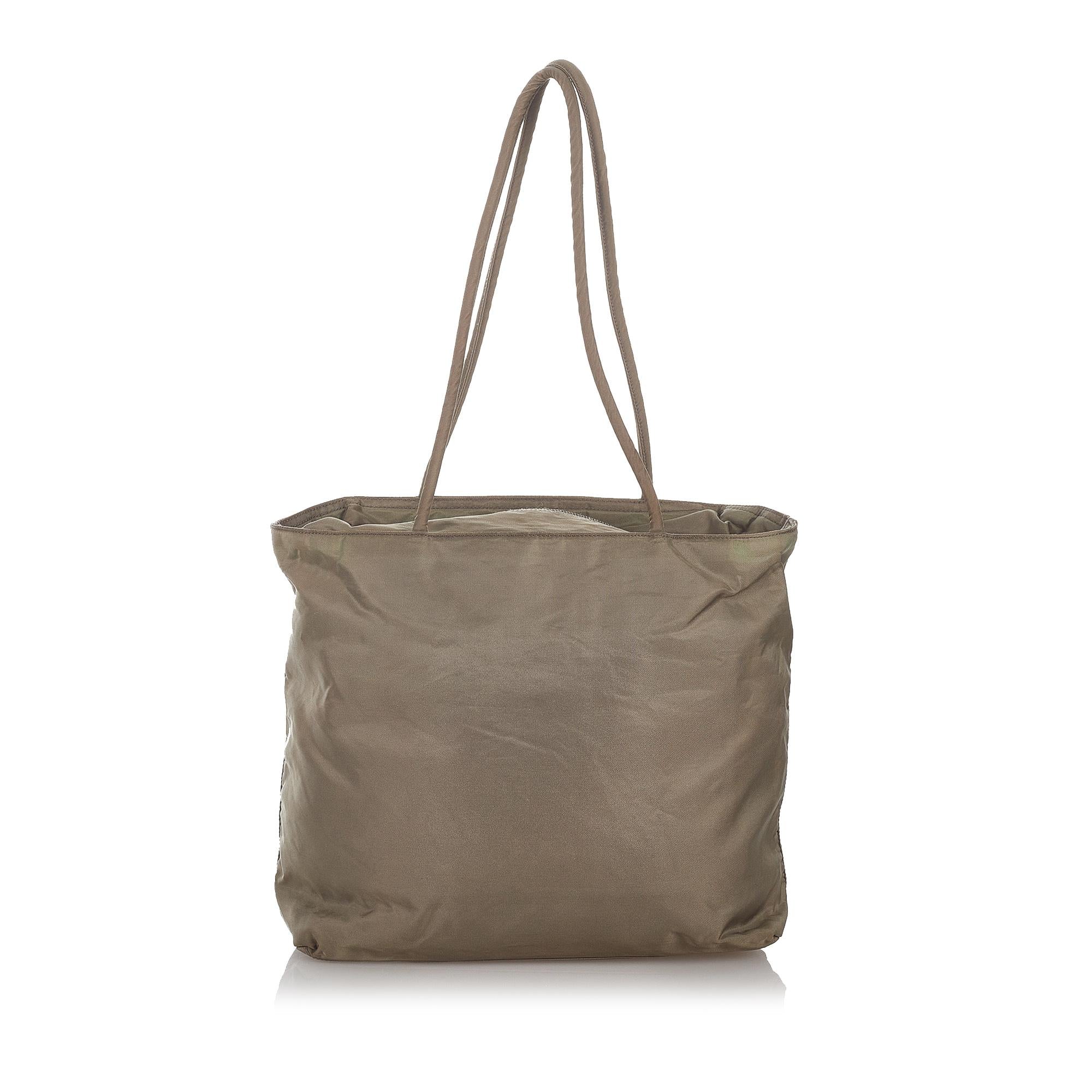 Prada Tessuto Tote Bag (SHG-26746)
