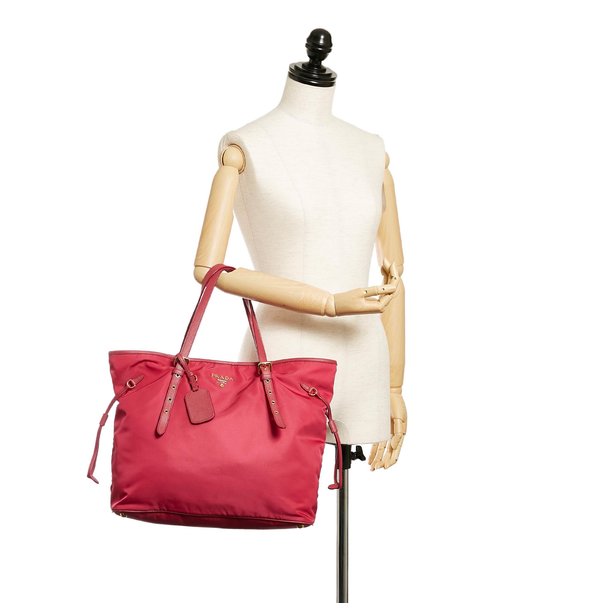 Prada Tessuto Tote Bag (SHG-27298)