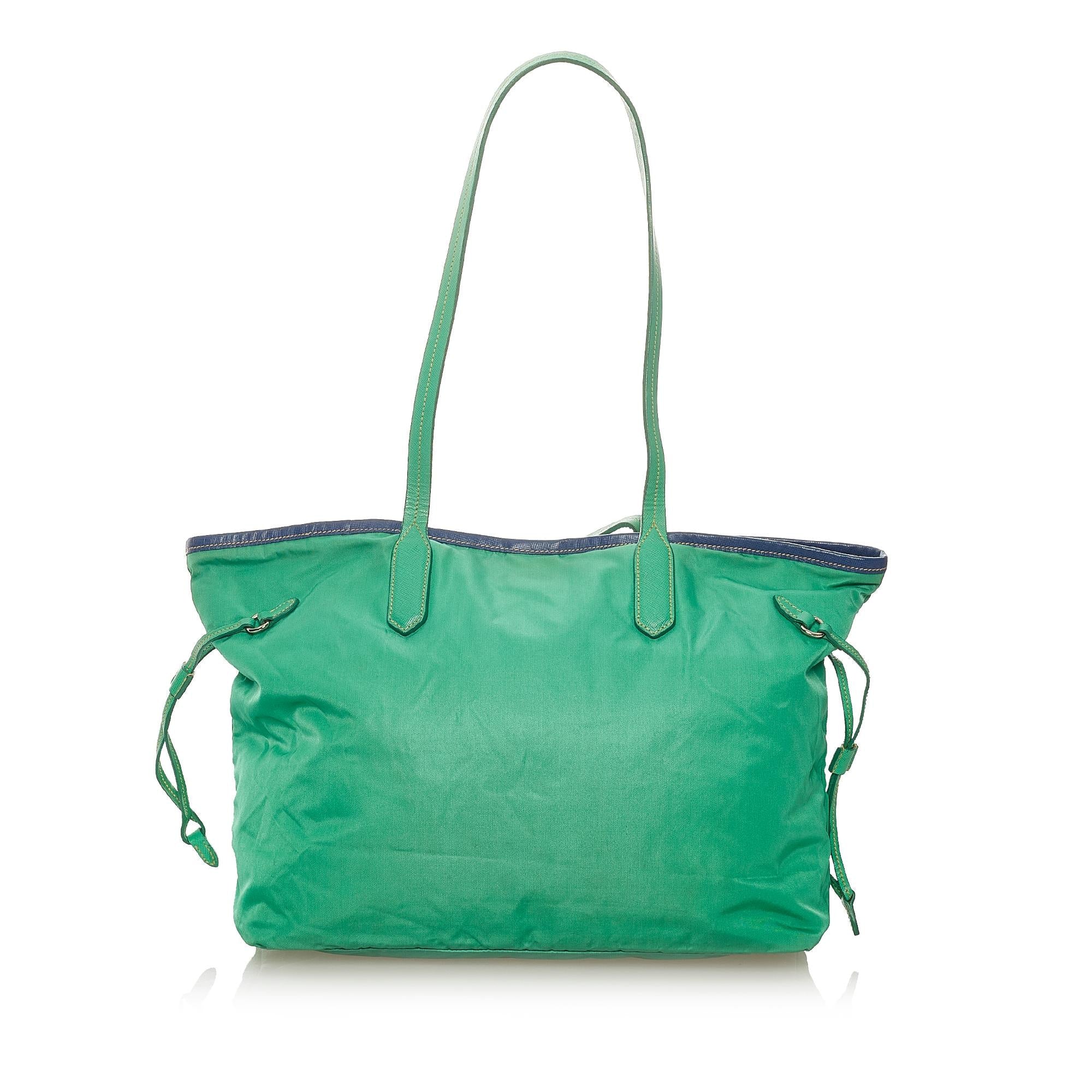 Prada Tessuto Tote Bag (SHG-27620)