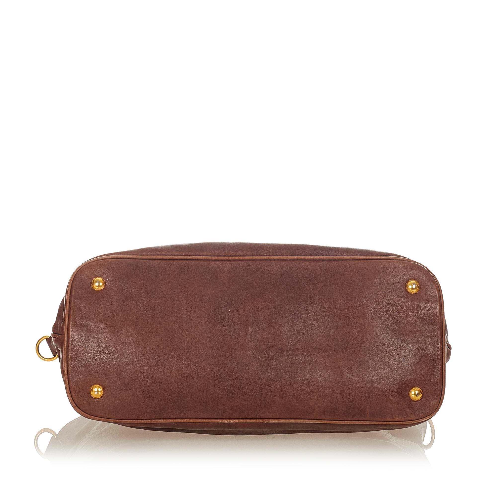 Prada Vitello Daino Satchel (SHG-26263)