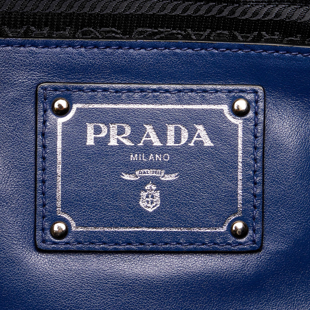 Prada Vitello Daino Satchel (SHG-27619)