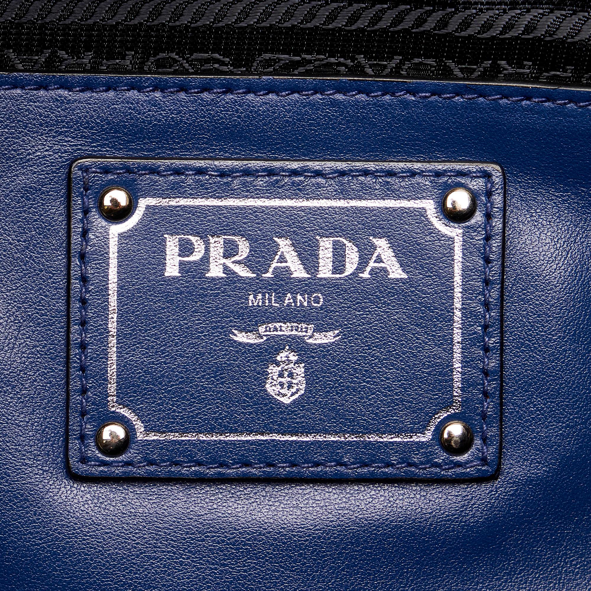 Prada Vitello Daino Satchel (SHG-27619)
