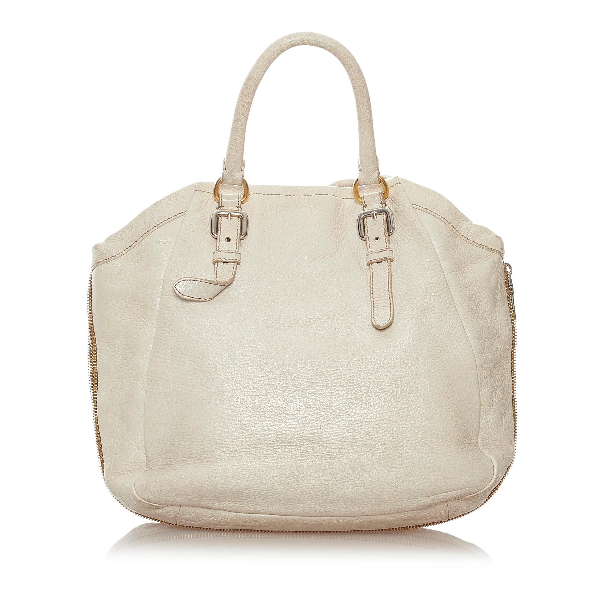 Prada Vitello Daino Satchel (SHG-27636)