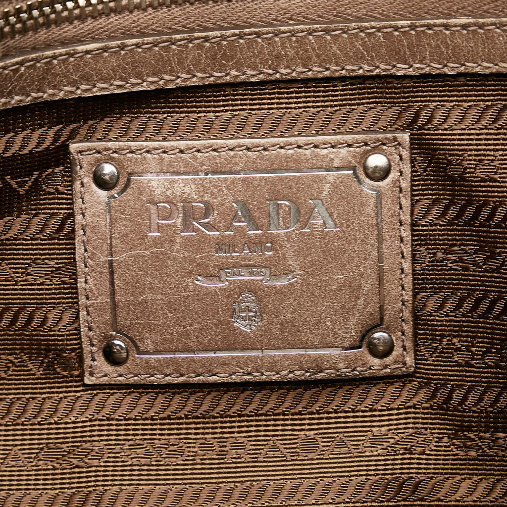 Prada Vitello Daino Satchel (SHG-28079)
