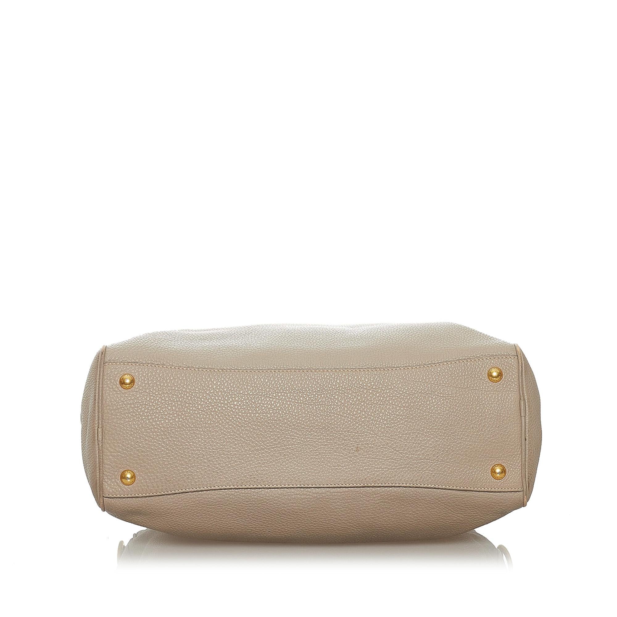 Prada Vitello Daino Satchel (SHG-28508)