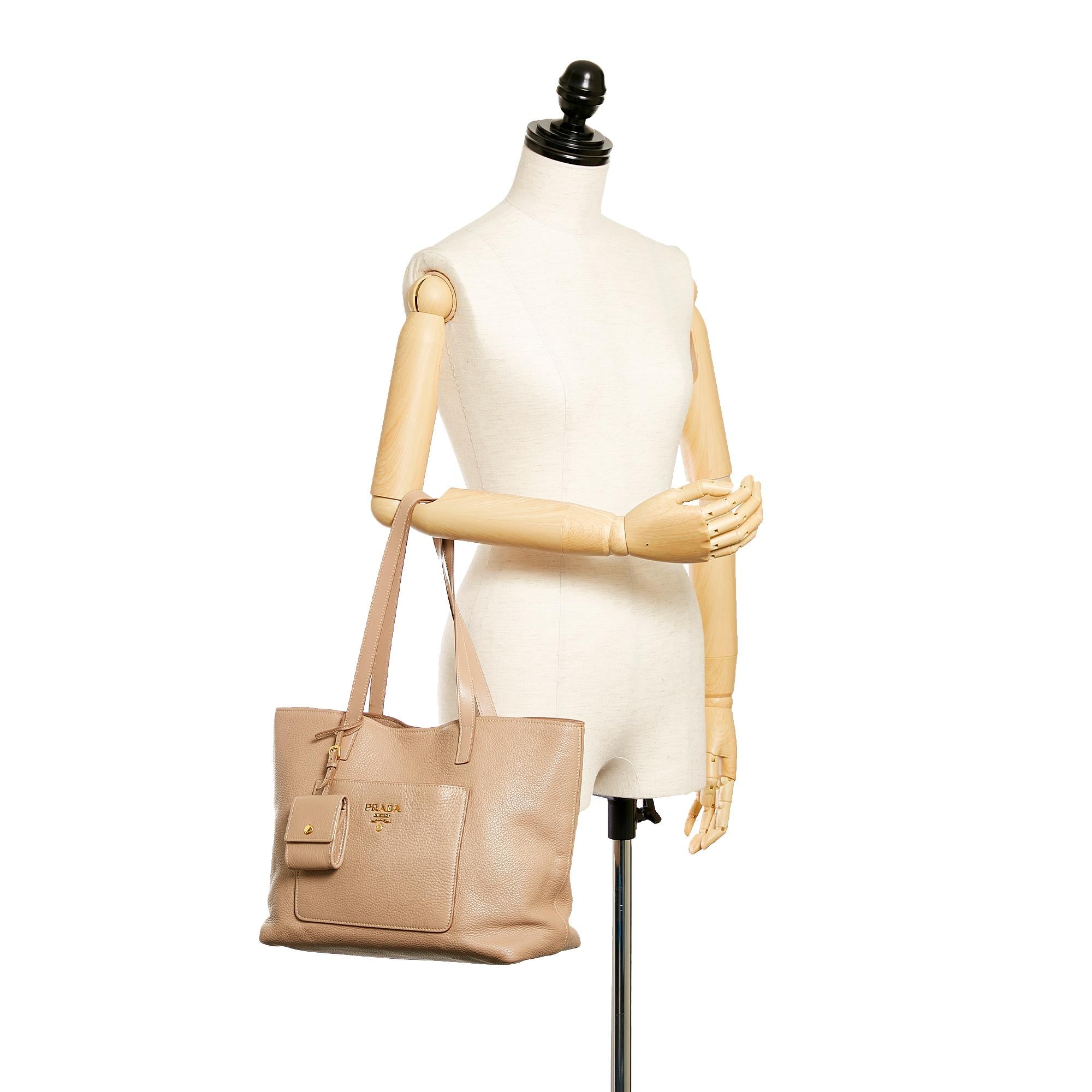 Prada Vitello Daino Tote Bag (SHG-27220)