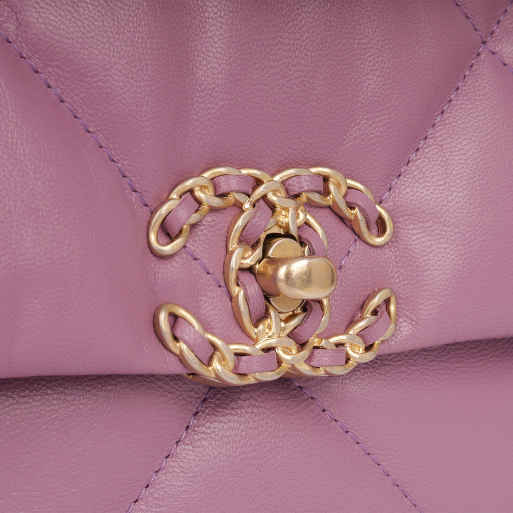 Chanel 19 - Large