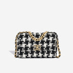Chanel 19 - Small