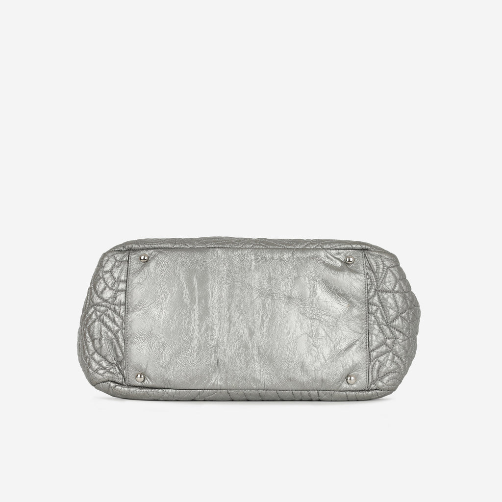 Chanel Graphic Edge Flap