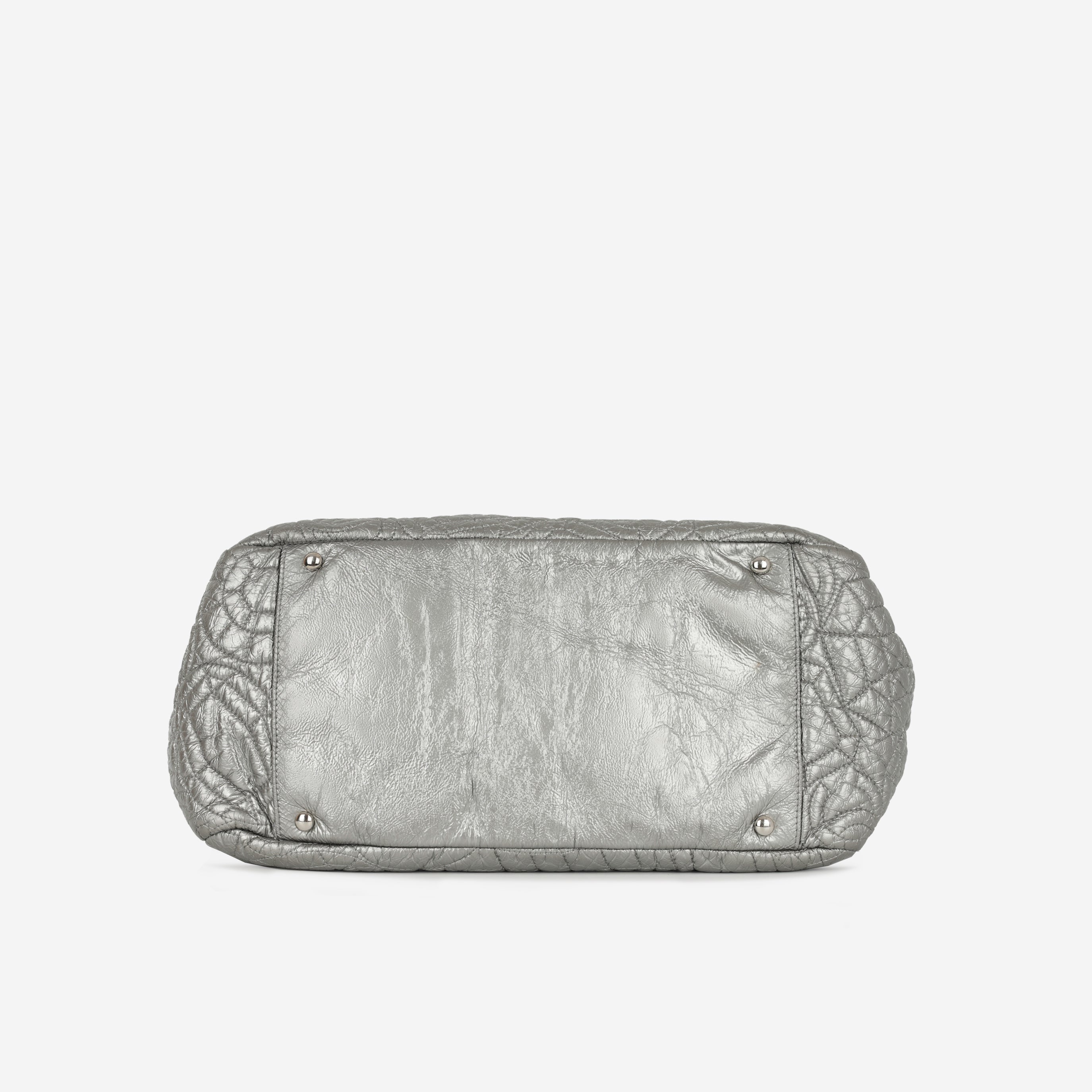 Chanel Graphic Edge Flap