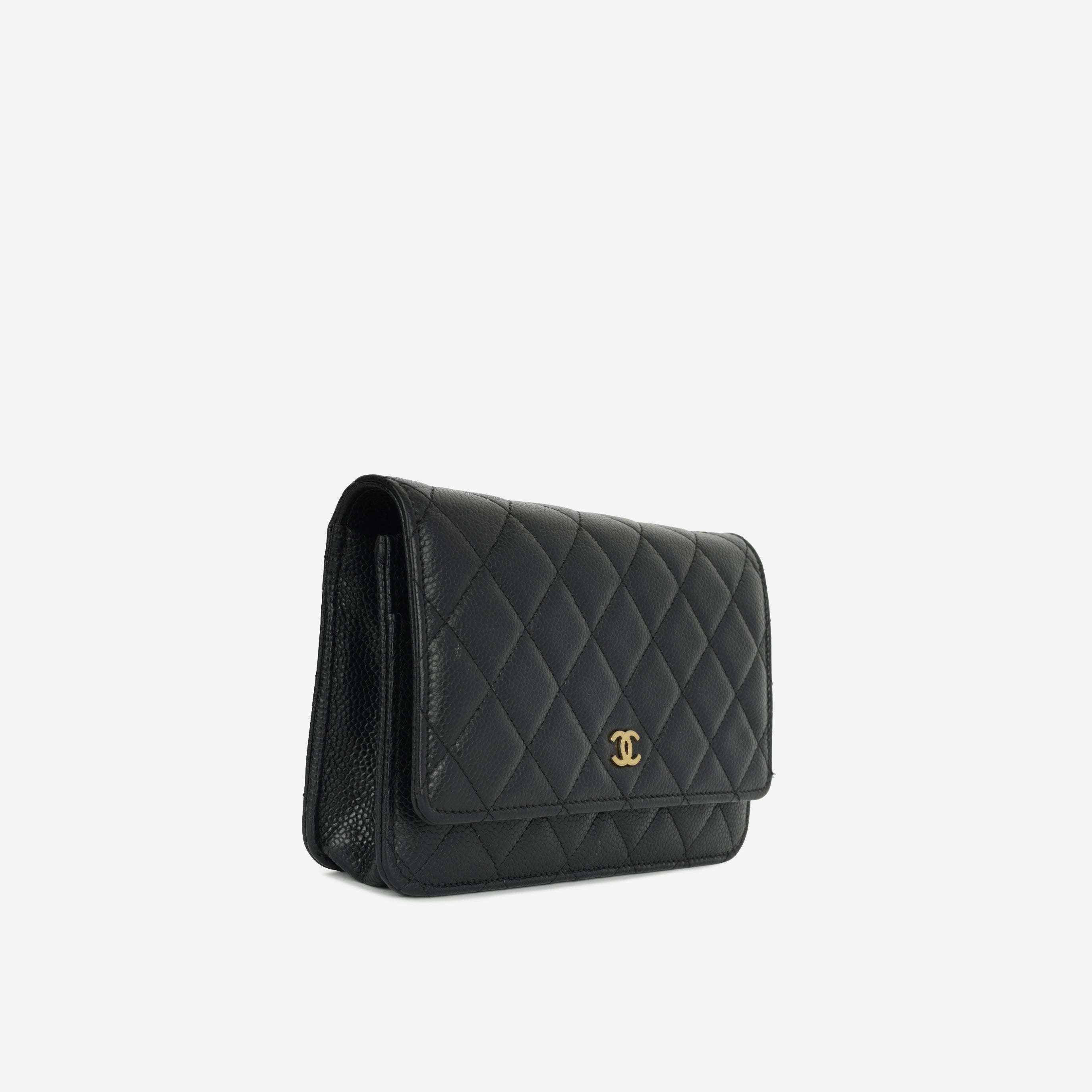Chanel Classic Wallet on Chain