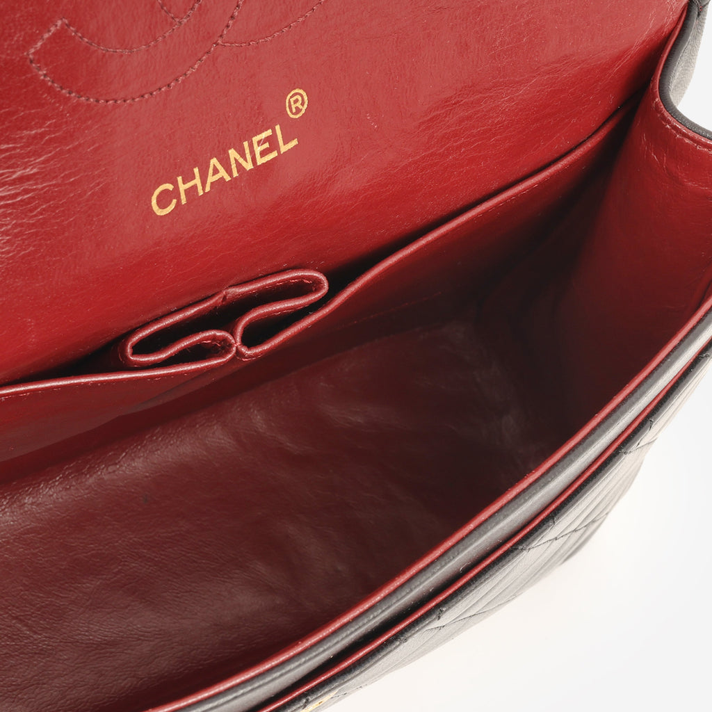 Chanel Vintage Medium Classic Flap