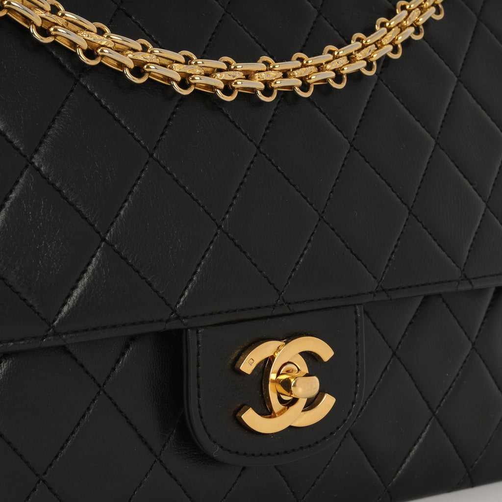 Chanel Vintage Medium Classic Flap