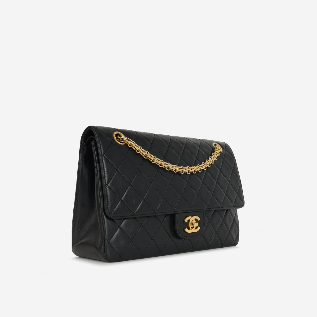 Chanel Vintage Medium Classic Flap