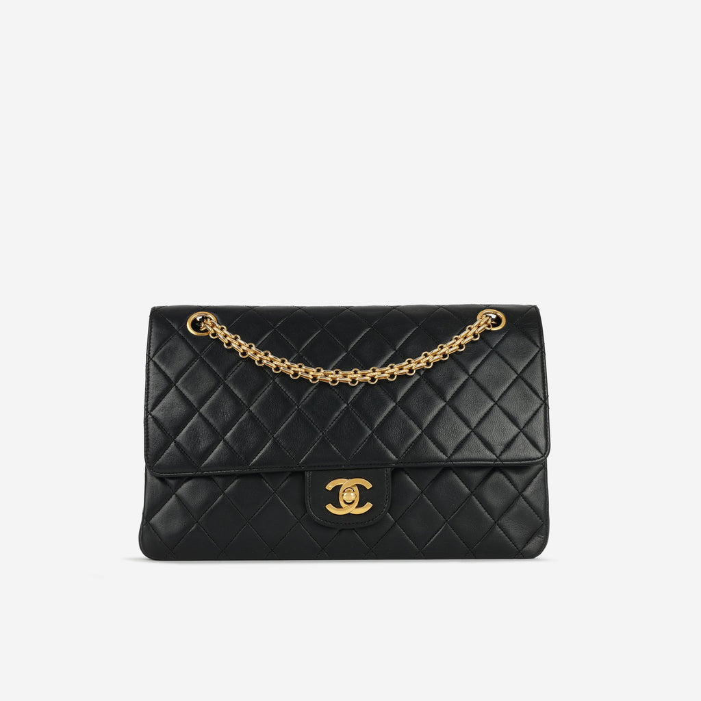 Chanel Vintage Medium Classic Flap