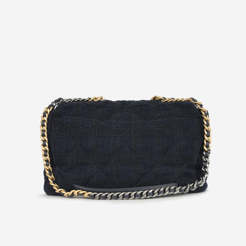 Chanel Maxi 19 Flap