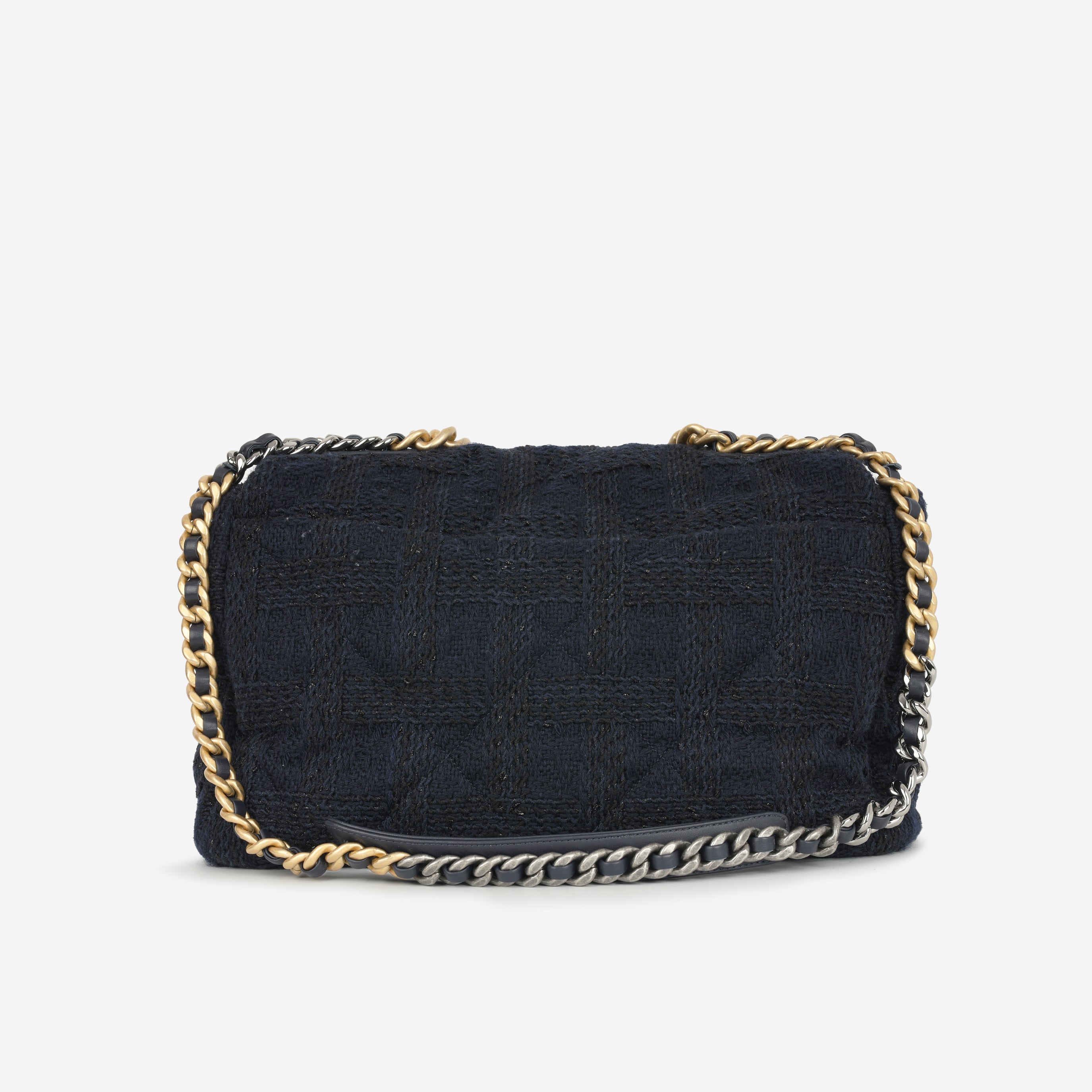 Chanel Maxi 19 Flap