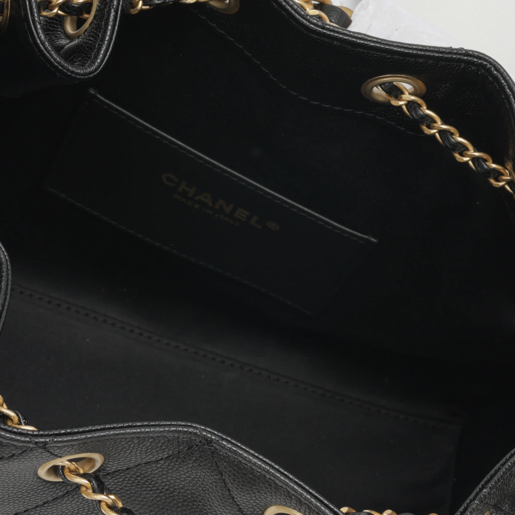 Chanel Small 25 Hobo - Black Caviar GHW