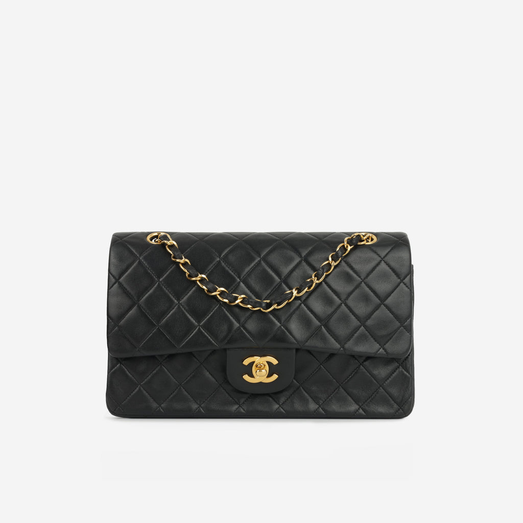 Chanel Vintage Medium Classic Flap