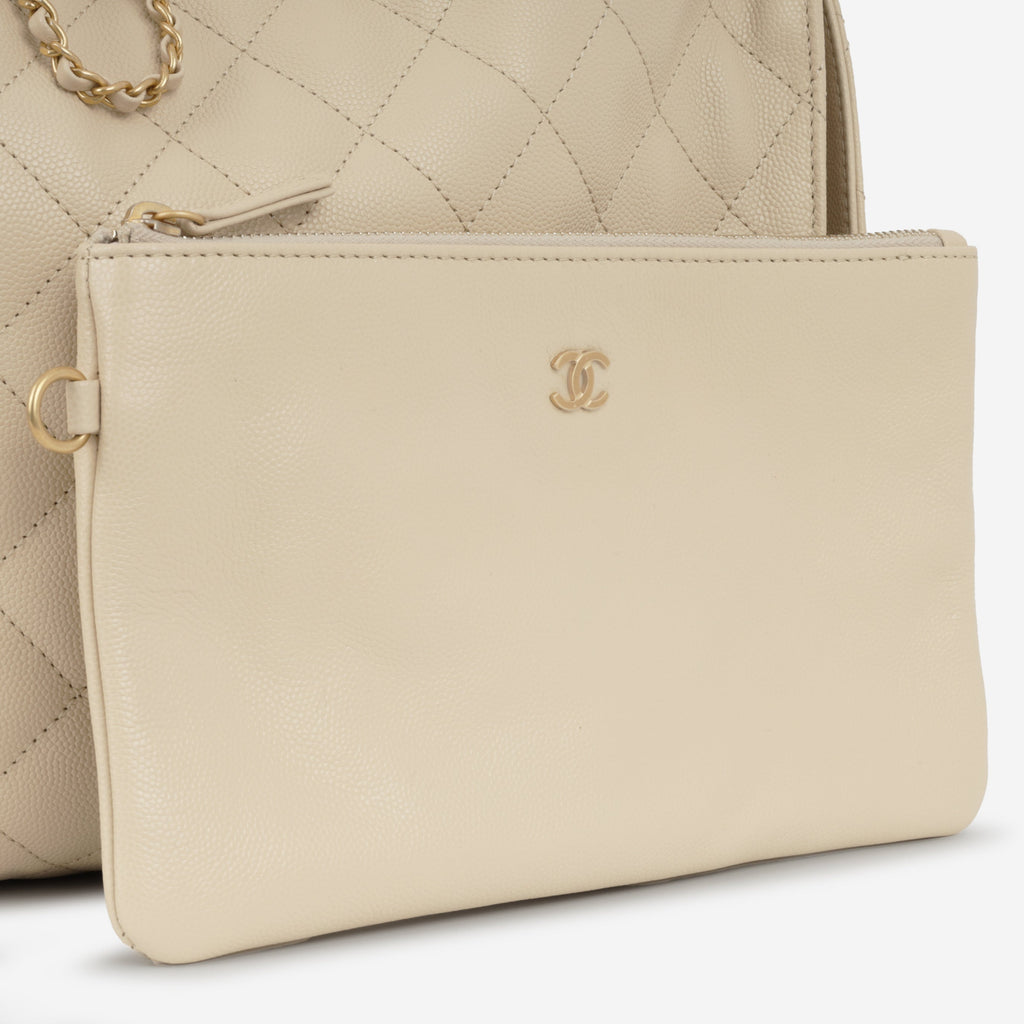 Chanel Medium 25 Hobo Bag