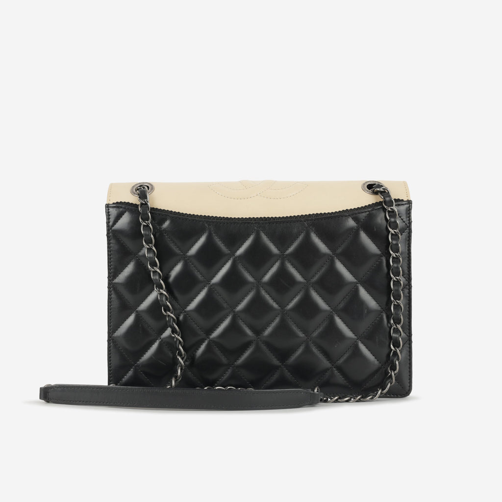 Chanel Quilted Ballerine Flap - Black/Beige Lambskin | Ruthenium Hardware
