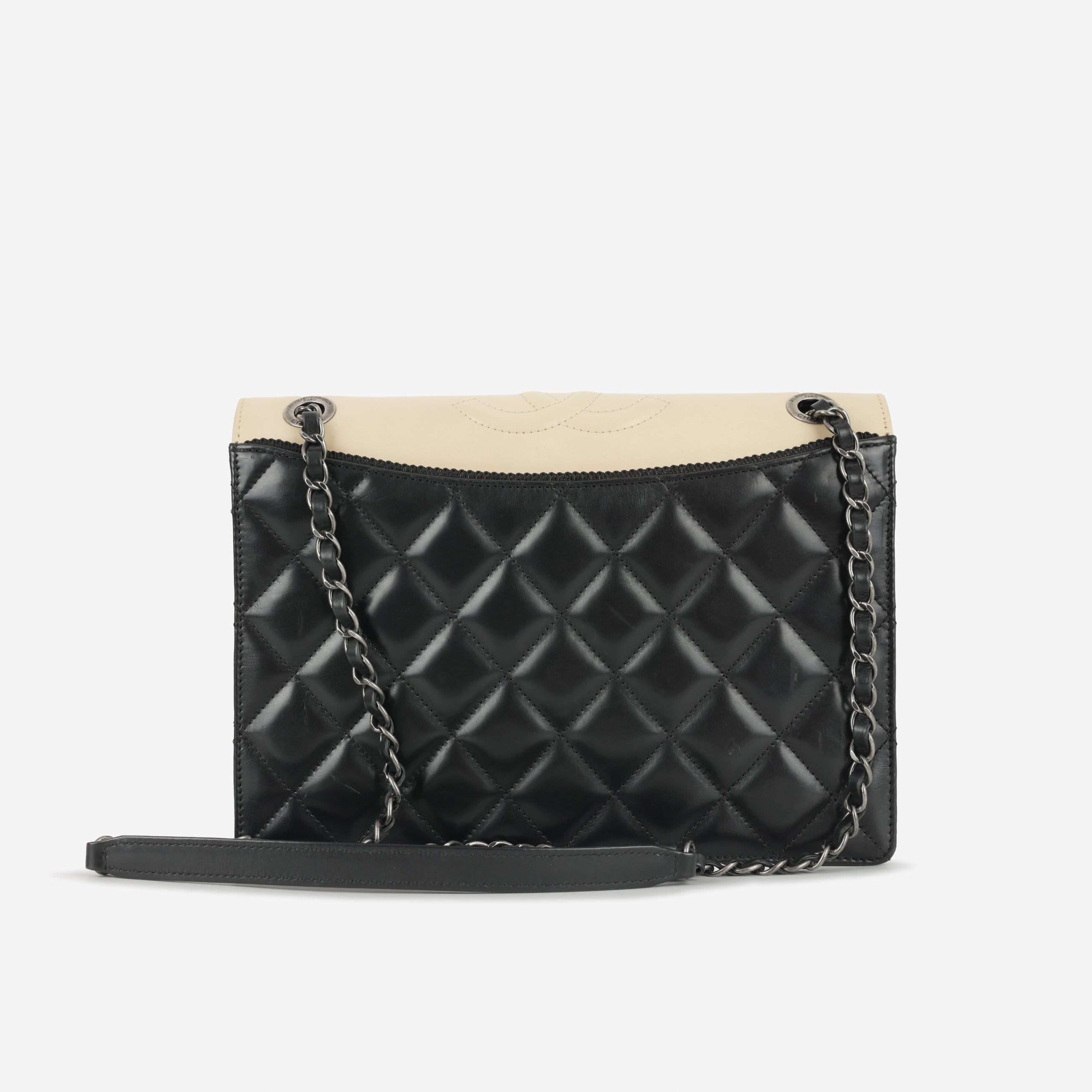 Chanel Quilted Ballerine Flap - Black/Beige Lambskin | Ruthenium Hardware