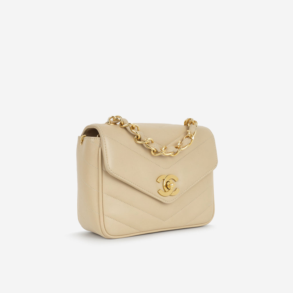 Chanel Vintage Square Chevron Flap - Beige Lambskin | Gold Hardware