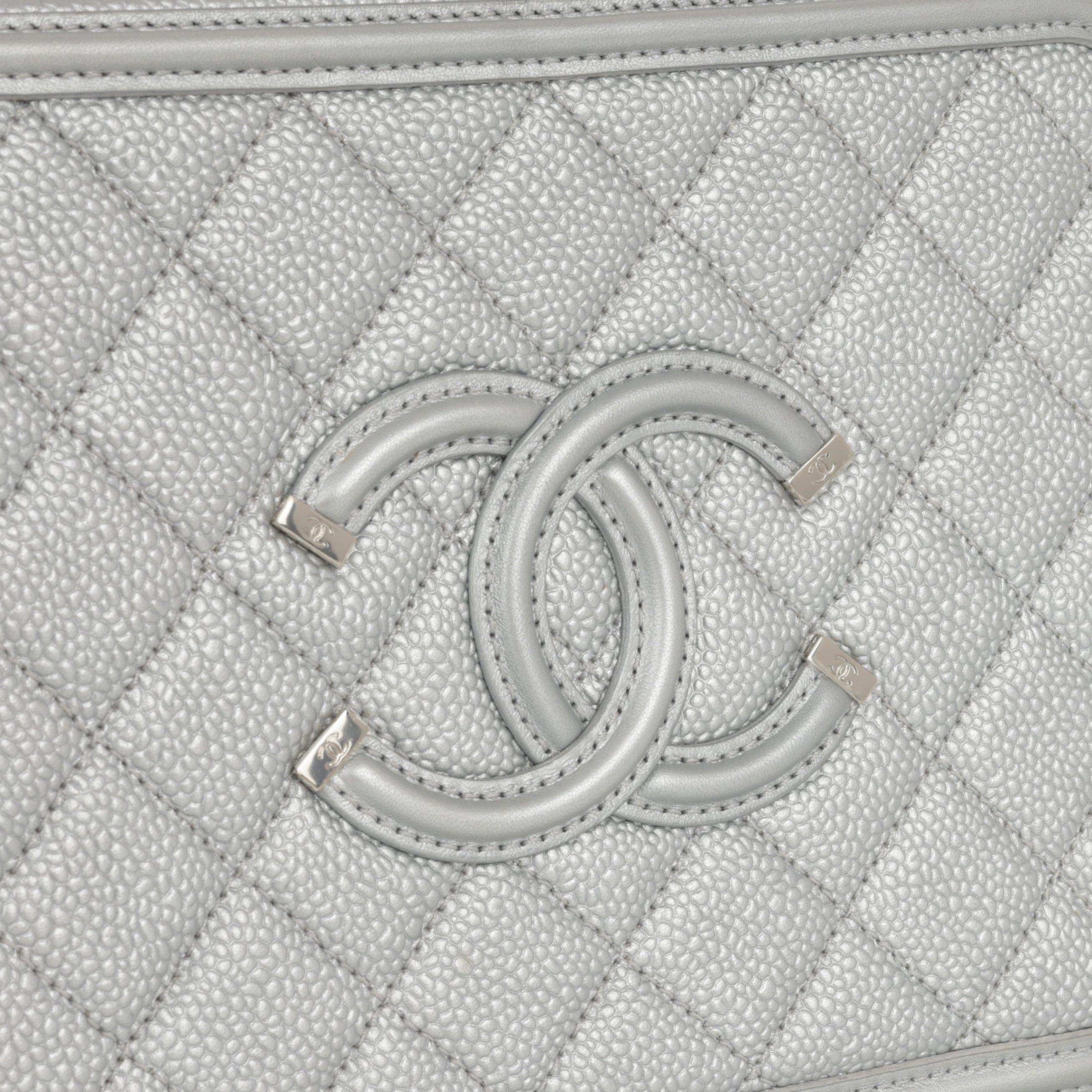 Chanel Medium Filigree Vanity Case - Silver Caviar | Silver Hardware
