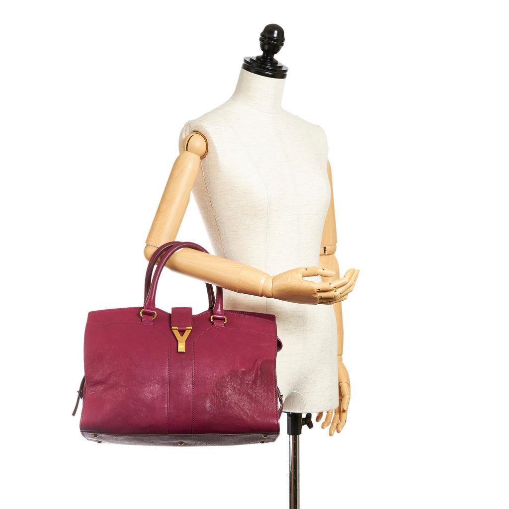Saint Laurent Cabas Chyc Ligne Leather Handbag (SHG-26756)