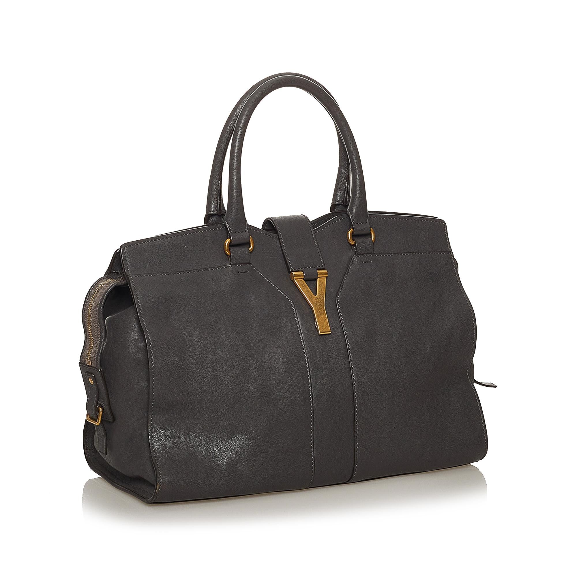 Saint Laurent Cabas Chyc Ligne Leather Handbag (SHG-29293)