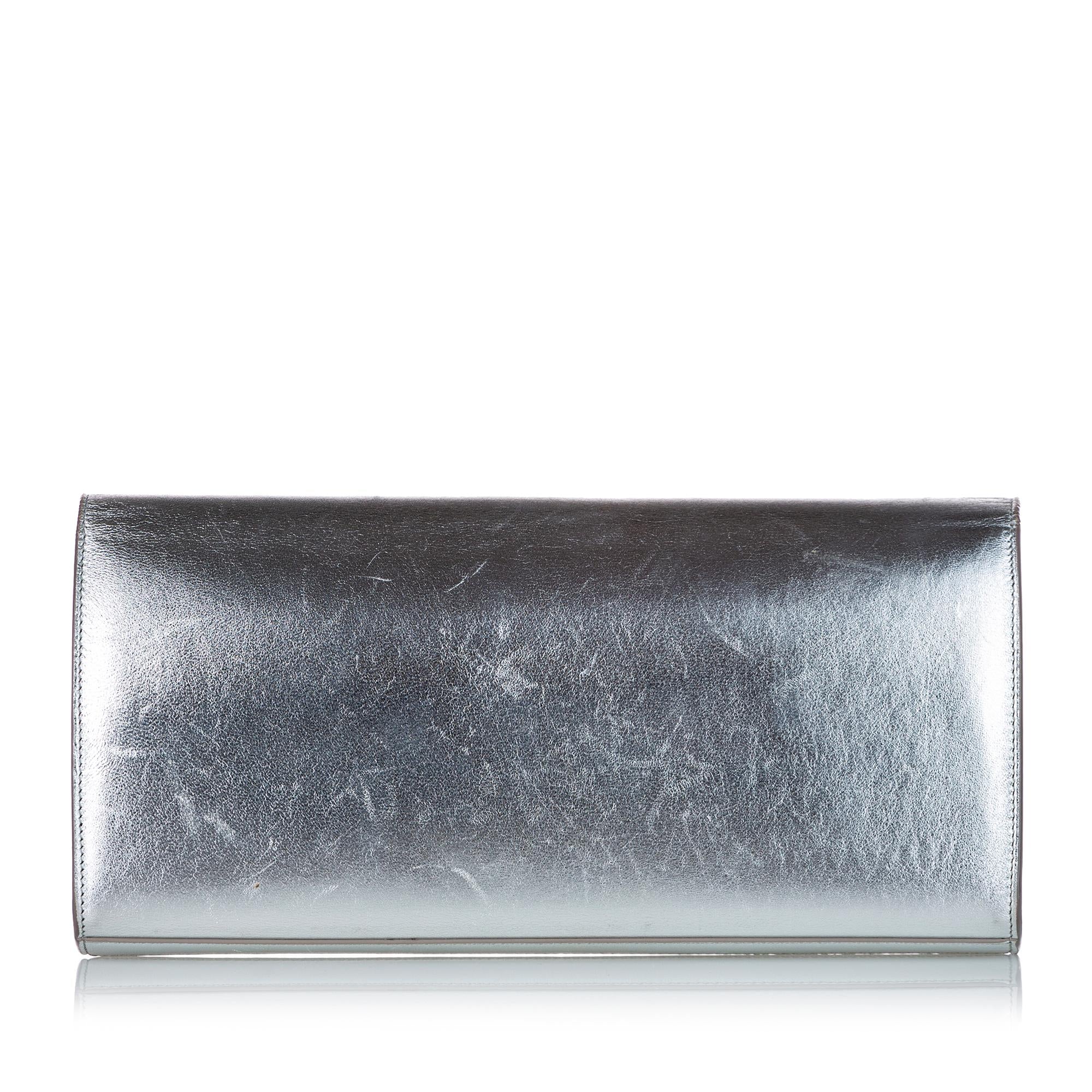 Saint Laurent Cassandre Leather Clutch (SHG-24788)