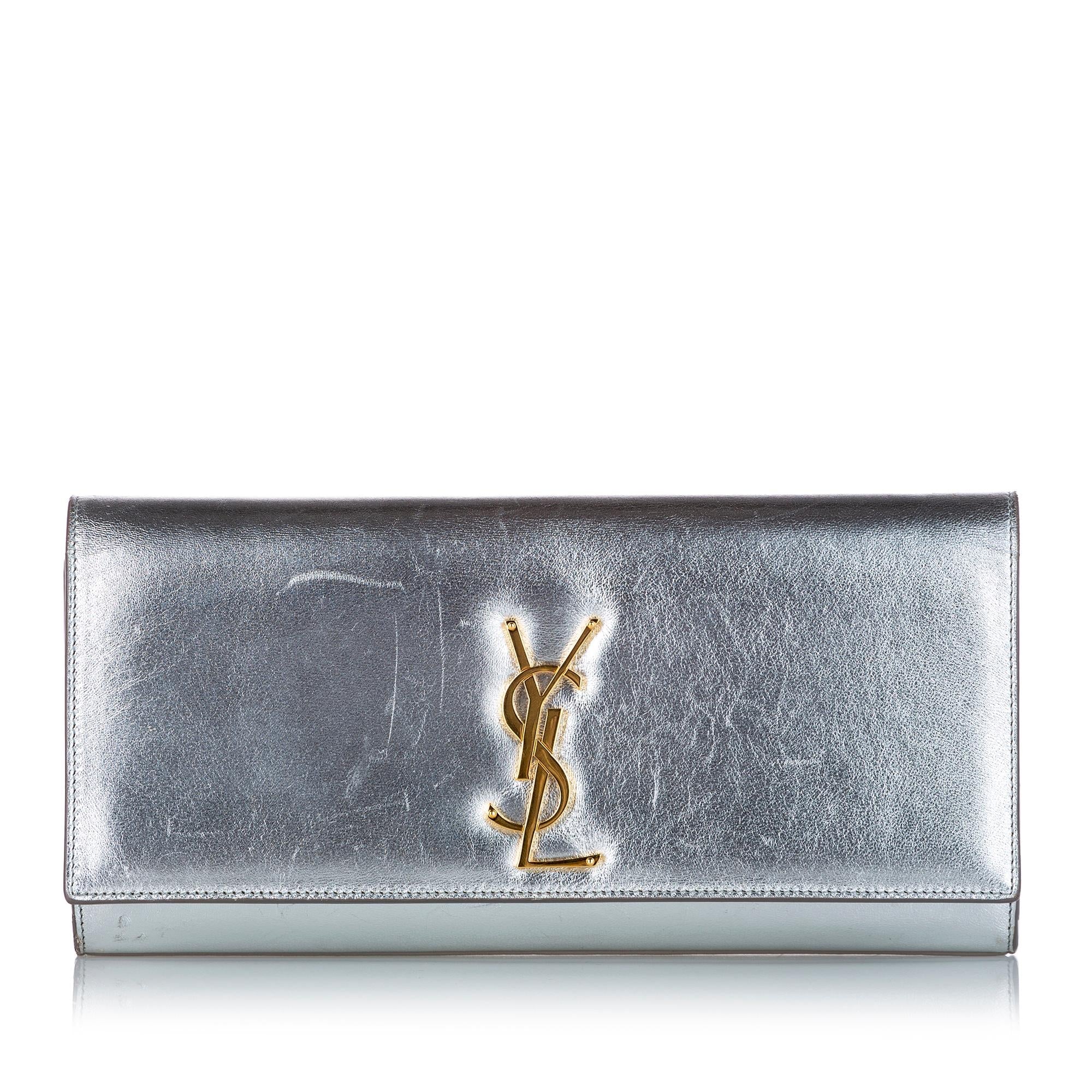 Saint Laurent Cassandre Leather Clutch (SHG-24788)