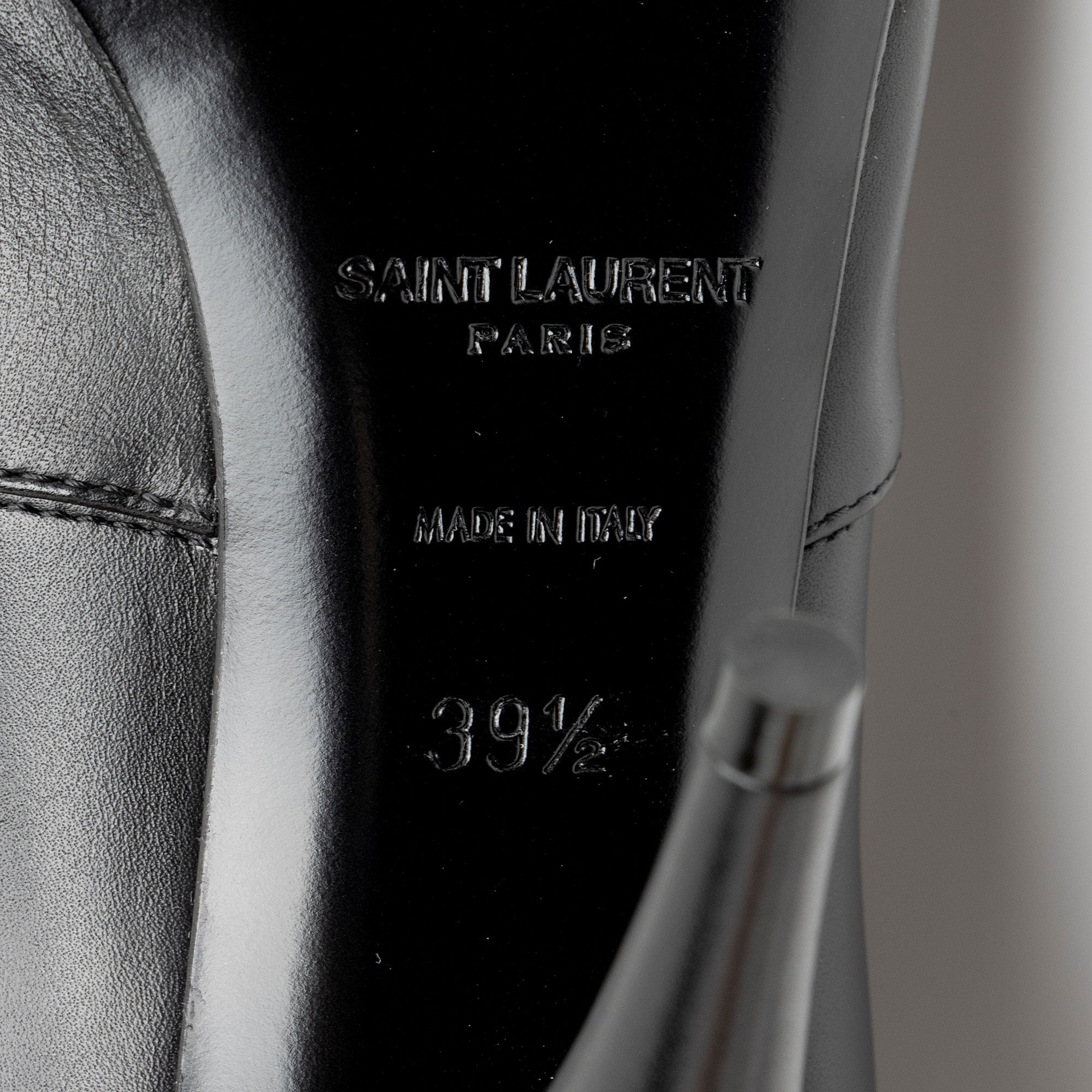 Saint Laurent Lambskin Koller Boots - Size 9.5 / 39.5 (SHF-BTvzK6)