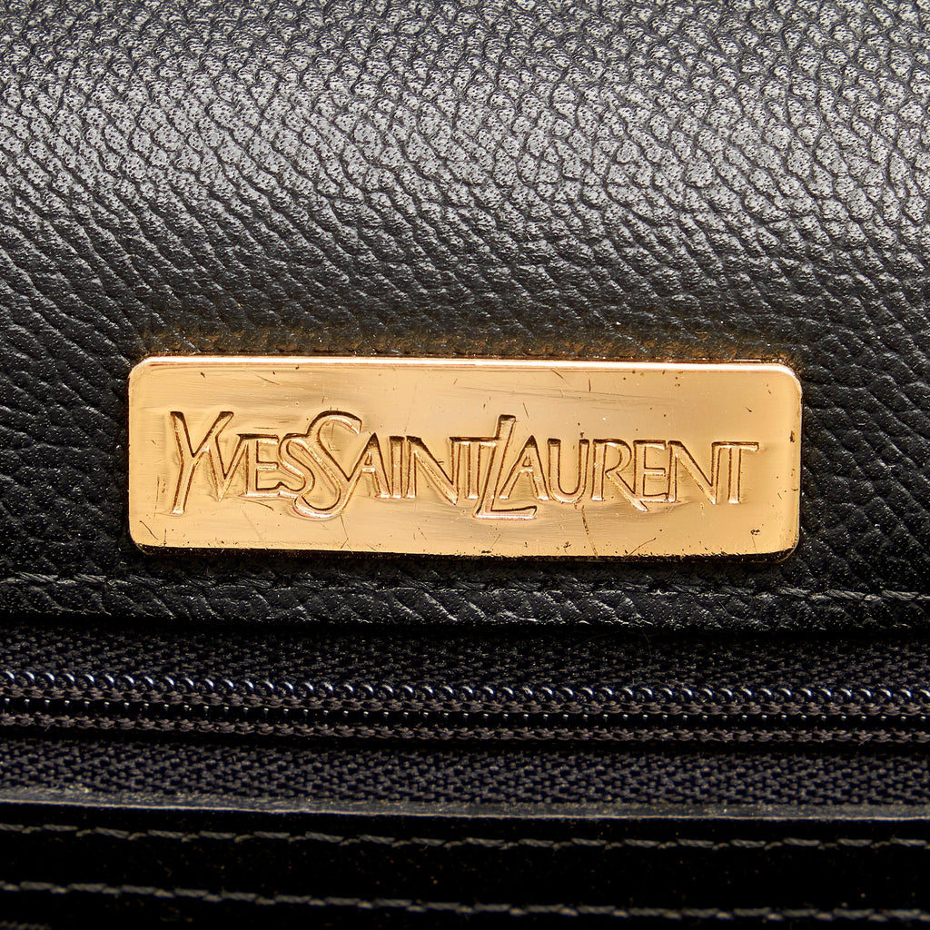 Saint Laurent Leather Clutch Bag (SHG-31556)