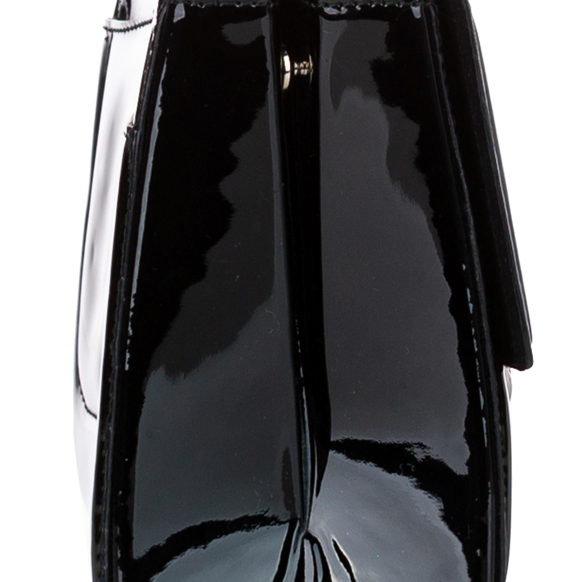 Saint Laurent Sac Le Sixieme Patent Leather Shoulder Bag (SHG-30749)