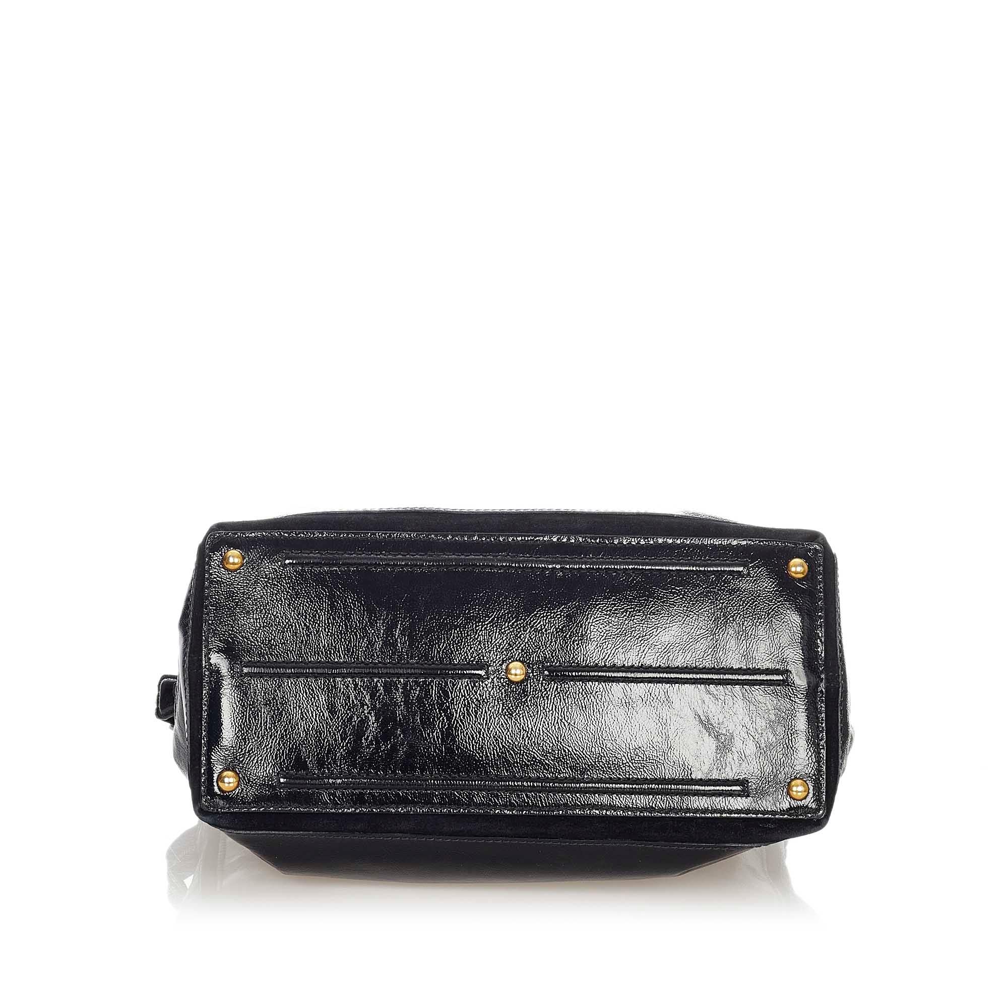 Saint Laurent Sac Muse Patent Leather Handbag (SHG-21584)