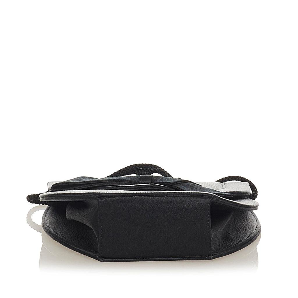 Saint Laurent Satin Clutch Bag (SHG-25250)