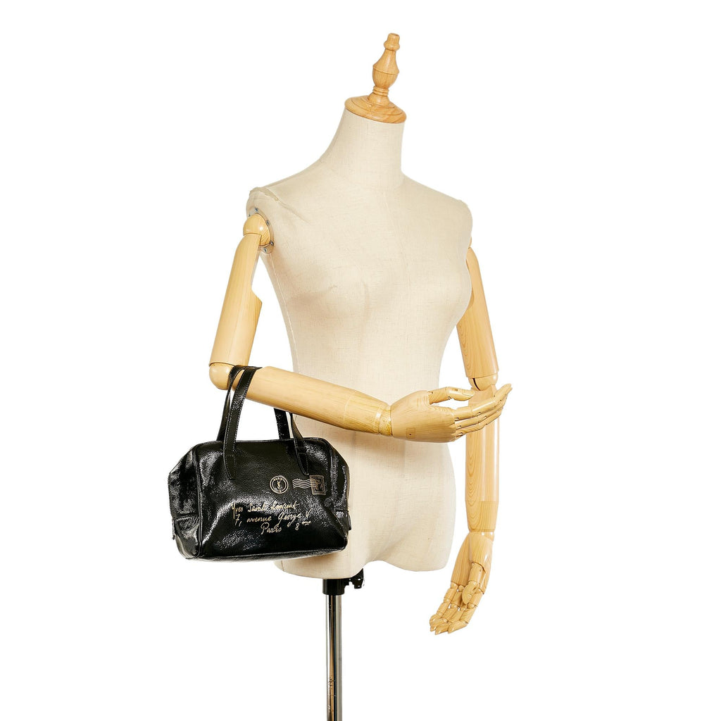 Saint Laurent Y Mail Patent Leather Handbag (SHG-25706)