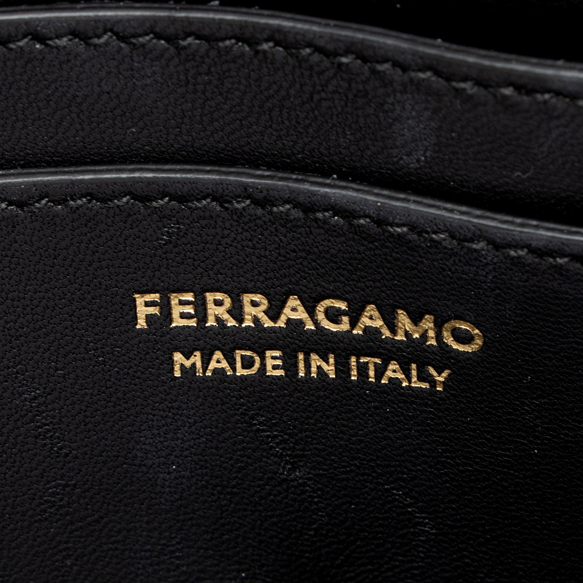Salvatore Ferragamo Calfskin Fiamma Small Crossbody (SHF-FL9q11)