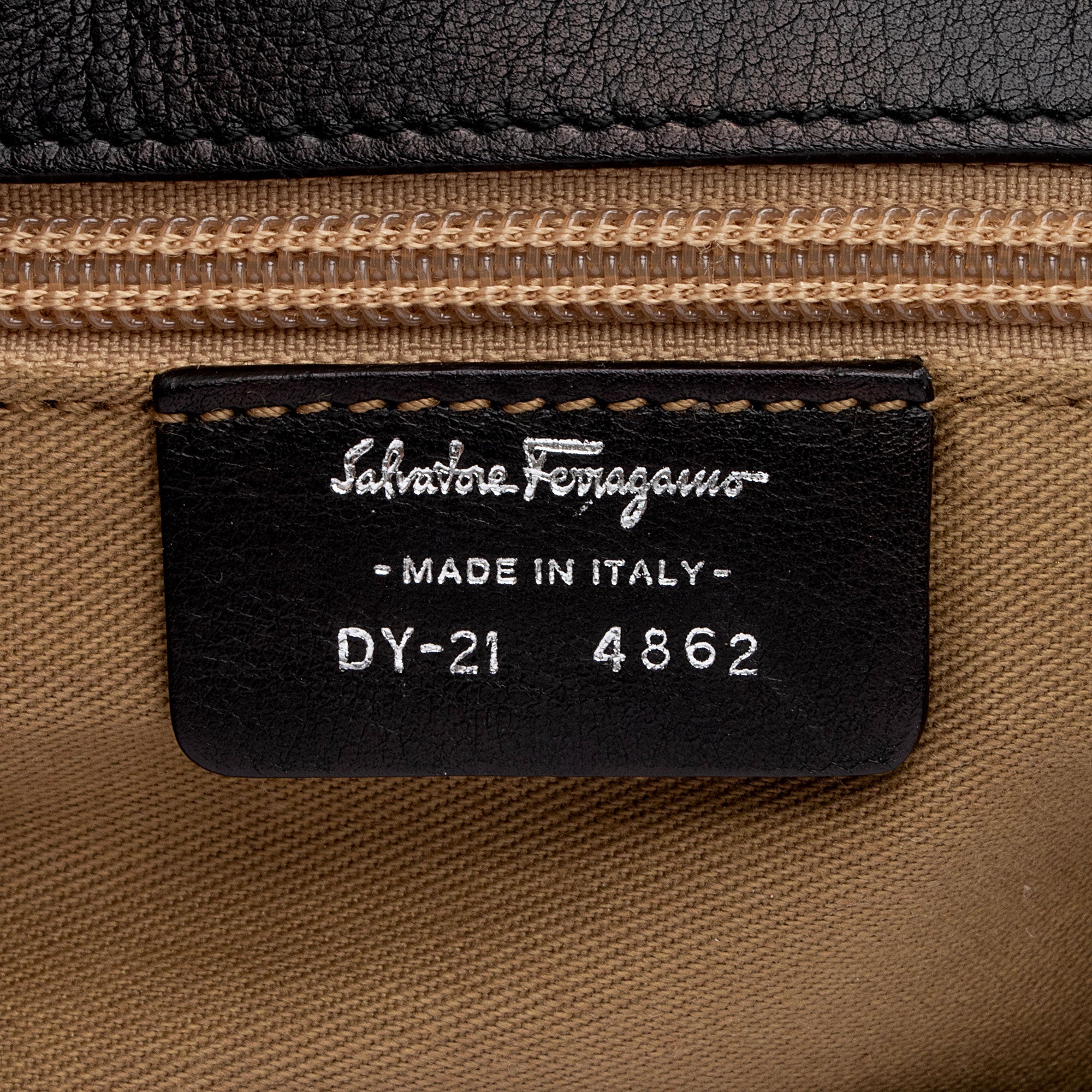 Salvatore Ferragamo Calfskin Ganchini Jules Satchel (SHF-5PXr2S)
