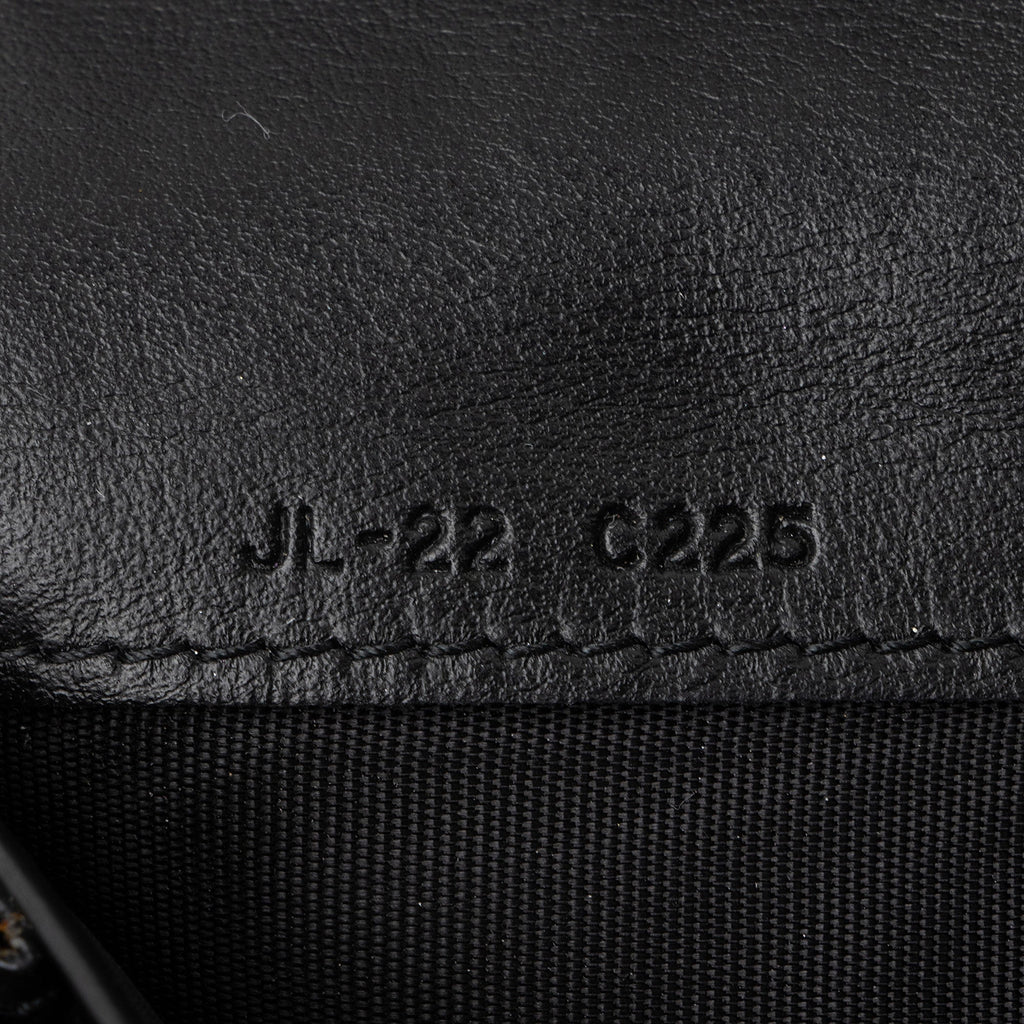 Salvatore Ferragamo Calfskin Gancini Continental Wallet (SHF-raZTbM)