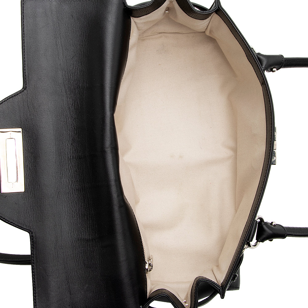 Salvatore Ferragamo Calfskin Gina Shoulder Bag (SHF-21616)