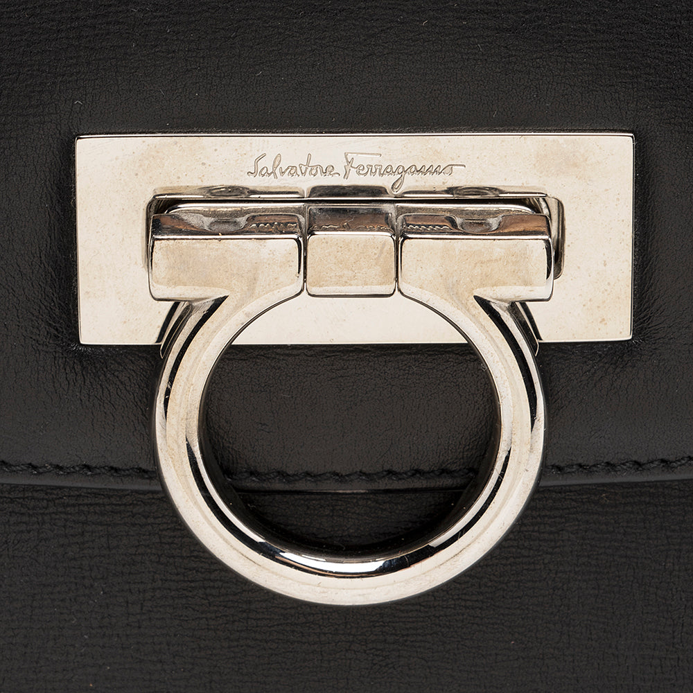 Salvatore Ferragamo Calfskin Gina Shoulder Bag (SHF-21616)