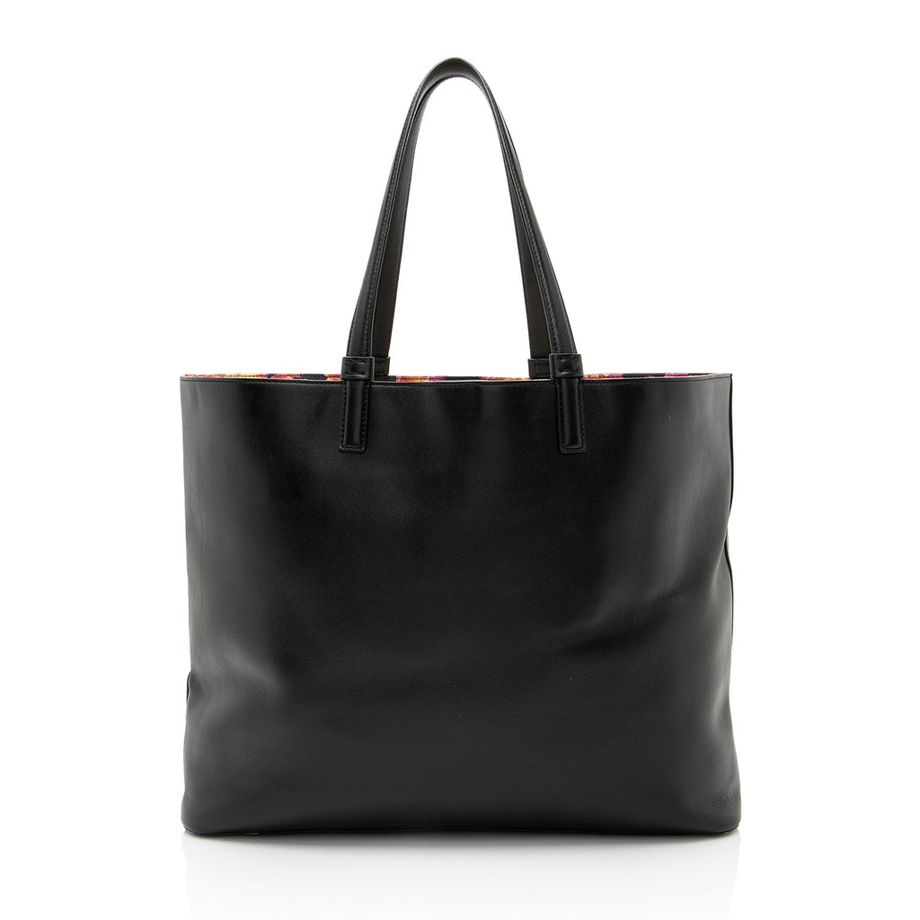 Salvatore Ferragamo Calfskin Scarlet Tote (SHF-qRHgMd)