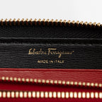 Salvatore Ferragamo Smooth Calfskin Gancio Zip Around Continental Wallet (SHF-9rd3fI)