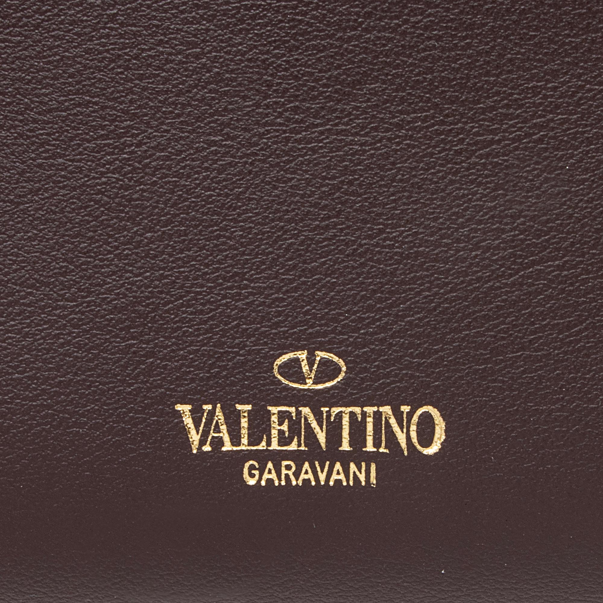 Valentino Calfskin Carry Secrets Rockstud Chain Wallet (SHF-23163)