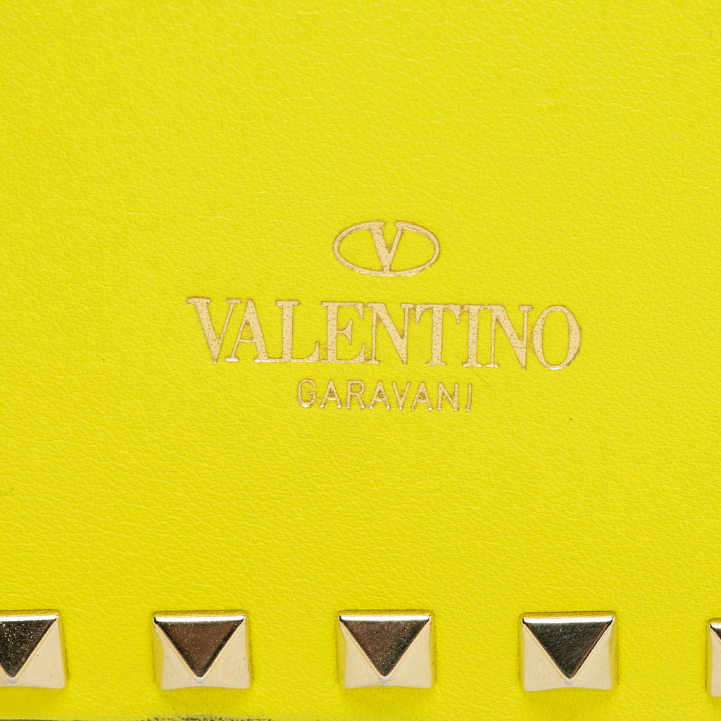 Valentino Calfskin Rockstud Bracelet Clutch (SHF-bBMezp)