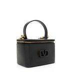 Valentino Grained Calfskin Vsling Chain Vanity Case (SHF-19733)
