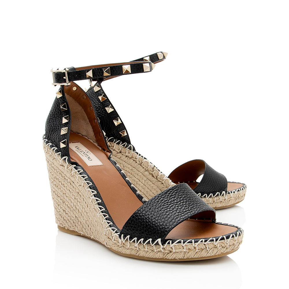 Valentino Grainy Calfskin Double Rockstud Wedge Sandals - Size 9 / 39 (SHF-19232)