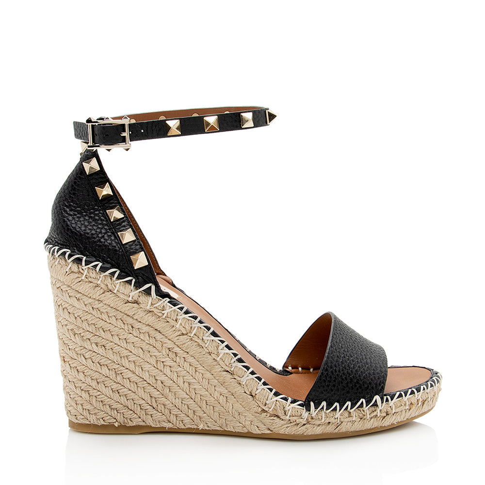 Valentino Grainy Calfskin Double Rockstud Wedge Sandals - Size 9 / 39 (SHF-19232)